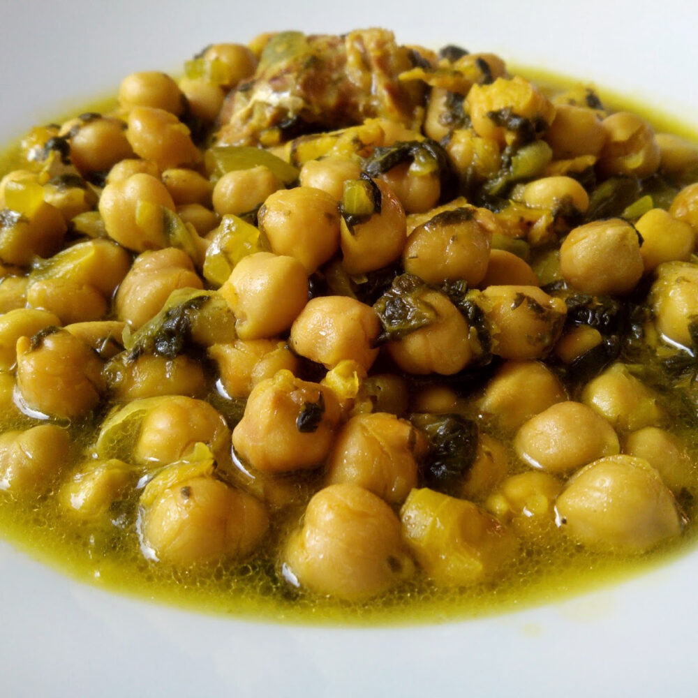 UN PLATO TRADICIONAL: POTAJE DE VIGILIA O DE CUARESMA